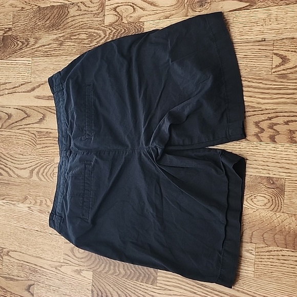 (2) Cleo Petites Slim Cargo Shorts Classic Black - Picture 9 of 9